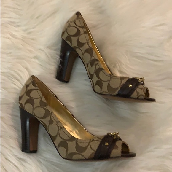 Coach Shoes - COACH UMA 12CM SIG C/SEMI MAT CALF HEELS 9B